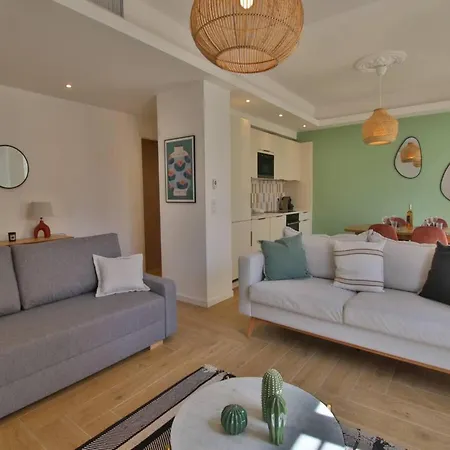 In Near Sandy Beaches Appartement
