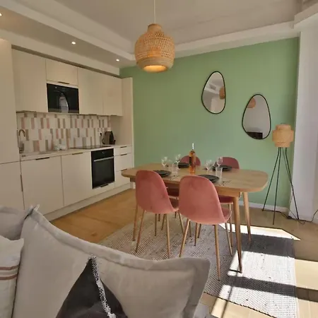 Apartmán In Near Sandy Beaches Antibes